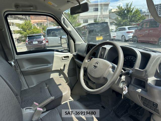 Nissan CLIPPER 2016-07 8744959-10