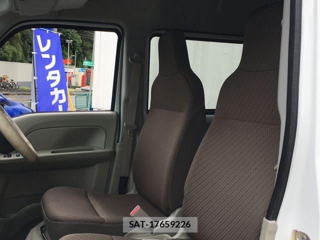 Nissan CLIPPER 2020-04 8830915-21