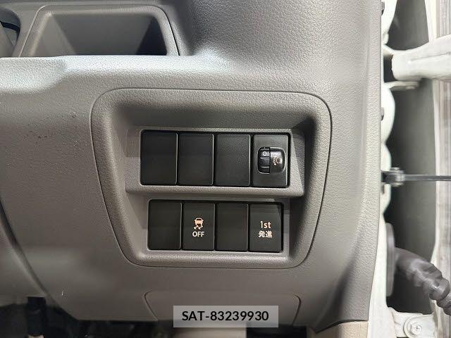 Nissan CLIPPER 2022-08 8830914-13