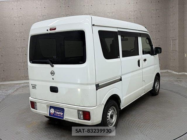 Nissan CLIPPER 2022-08 8830914-3