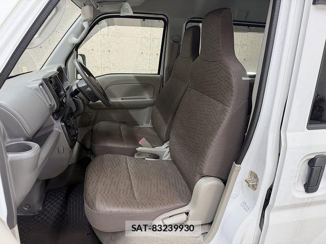Nissan CLIPPER 2022-08 8830914-7