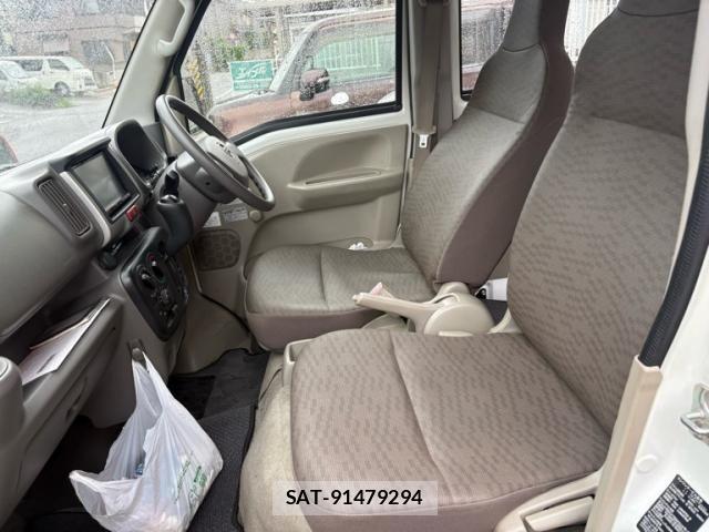 Nissan CLIPPER 2018-06 8830920-10