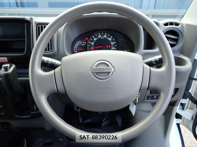 Nissan CLIPPER 2022-06 8830917-9