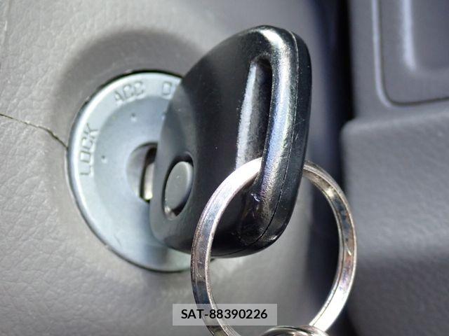 Nissan CLIPPER 2022-06 8830917-7