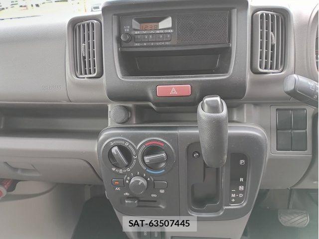 Nissan CLIPPER 2022-07 8830916-17
