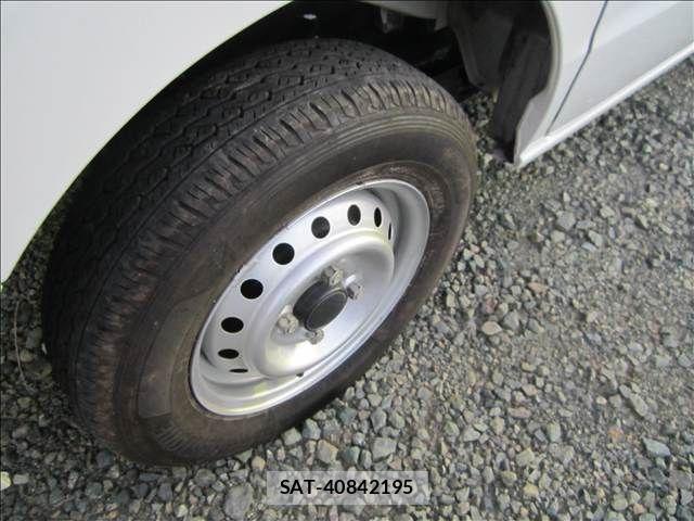 Nissan CLIPPER 2015-10 8850246-5