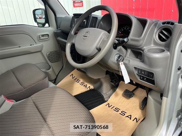 Nissan CLIPPER 2020-06 8850244-9