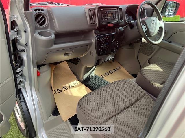 Nissan CLIPPER 2020-06 8850244-12