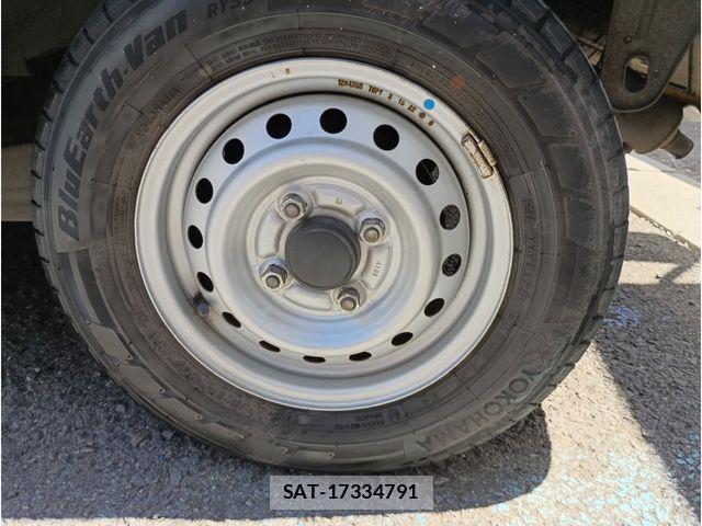Nissan CLIPPER 2022-07 8849107-3