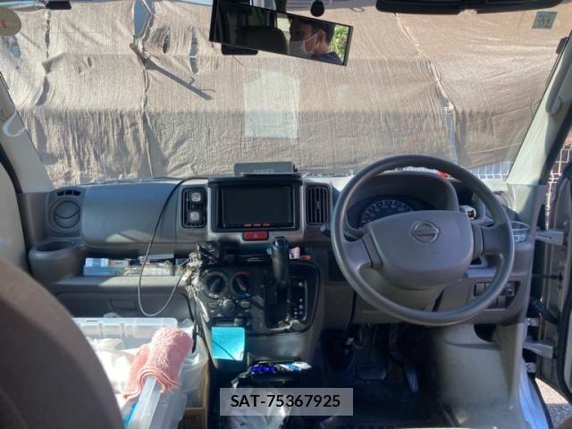 Nissan CLIPPER 2016-10 8871749-11