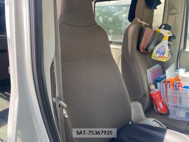 Nissan CLIPPER 2016-10 8871749-8