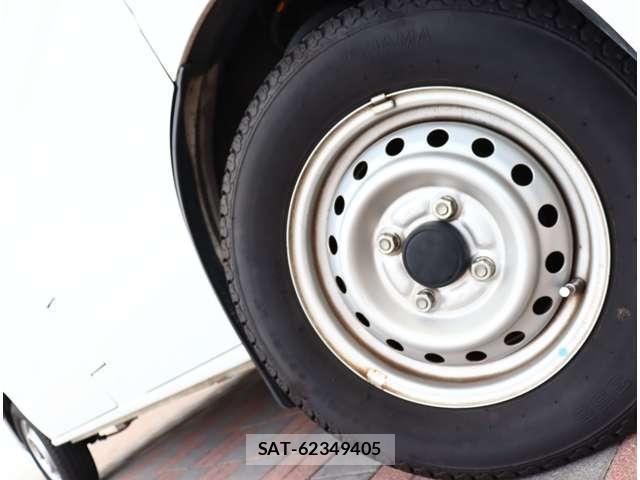 Nissan CLIPPER 2018-08 8881354-26
