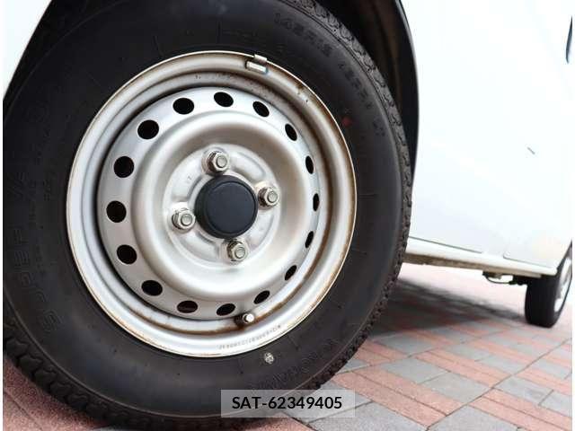Nissan CLIPPER 2018-08 8881354-27
