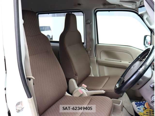 Nissan CLIPPER 2018-08 8881354-7