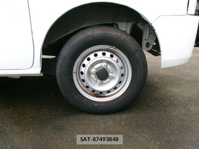 Nissan CLIPPER 2021-05 8881353-14
