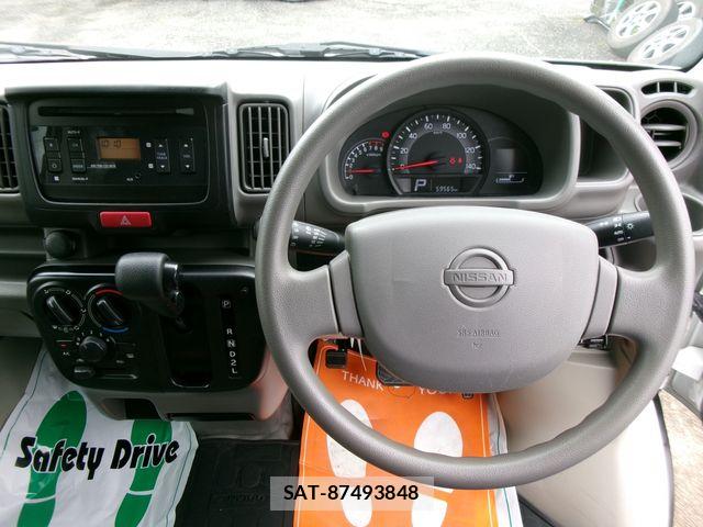 Nissan CLIPPER 2021-05 8881353-17