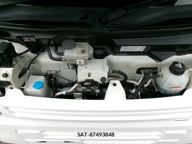 Nissan CLIPPER 2021-05 8881353-8