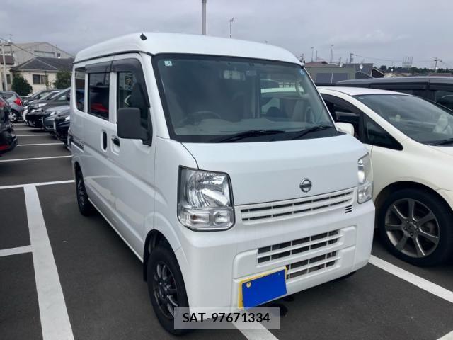 Nissan CLIPPER 2015-10 8881356-0
