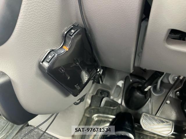 Nissan CLIPPER 2015-10 8881356-7