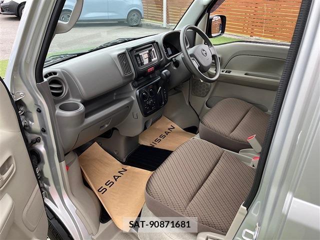 Nissan CLIPPER 2020-06 8881351-25
