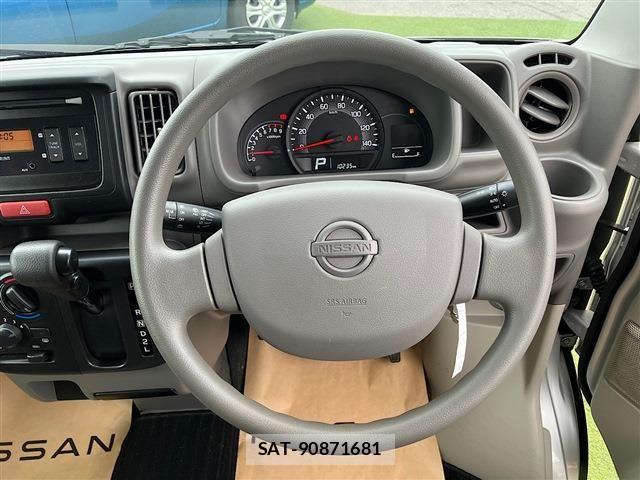 Nissan CLIPPER 2020-06 8881351-27
