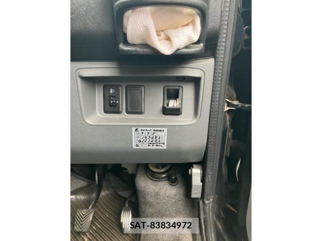Nissan CLIPPER 2013-08 8881357-16