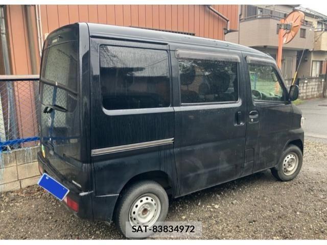 Nissan CLIPPER 2013-08 8881357-3