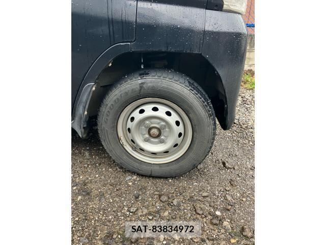 Nissan CLIPPER 2013-08 8881357-4