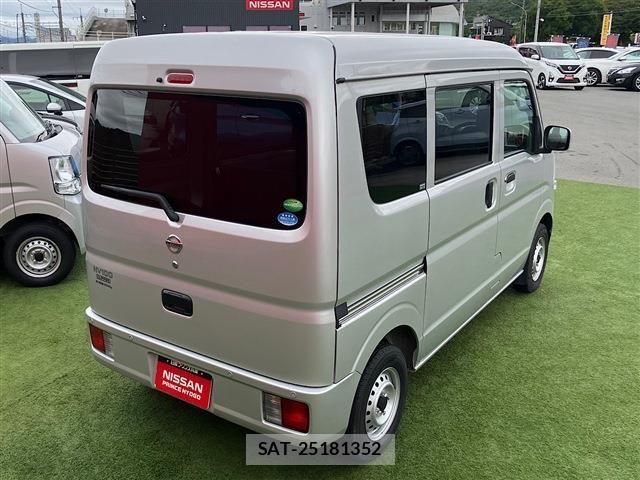 Nissan CLIPPER 2021-04 8881349-17