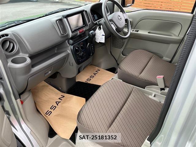Nissan CLIPPER 2021-04 8881349-26