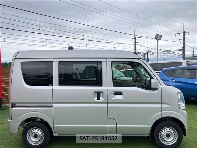 Nissan CLIPPER 2021-04 8881349-5