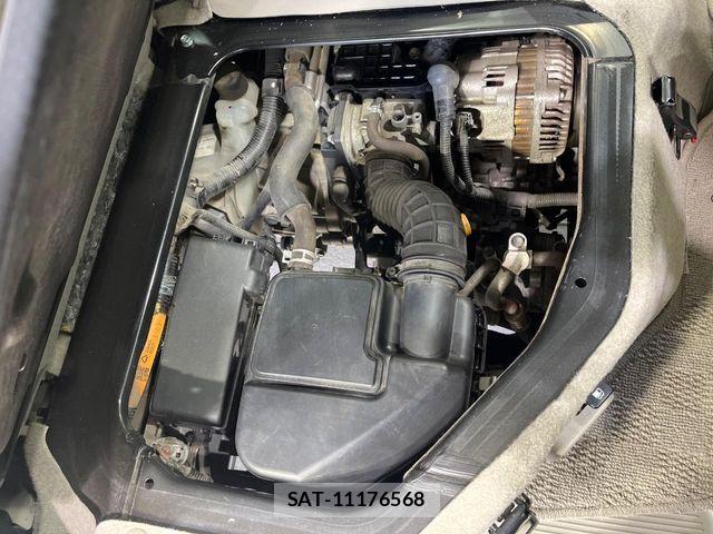Nissan CLIPPER 2015-04 8884112-17