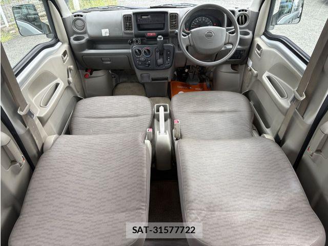Nissan CLIPPER 2018-03 8884111-5