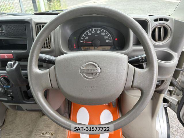 Nissan CLIPPER 2018-03 8884111-6