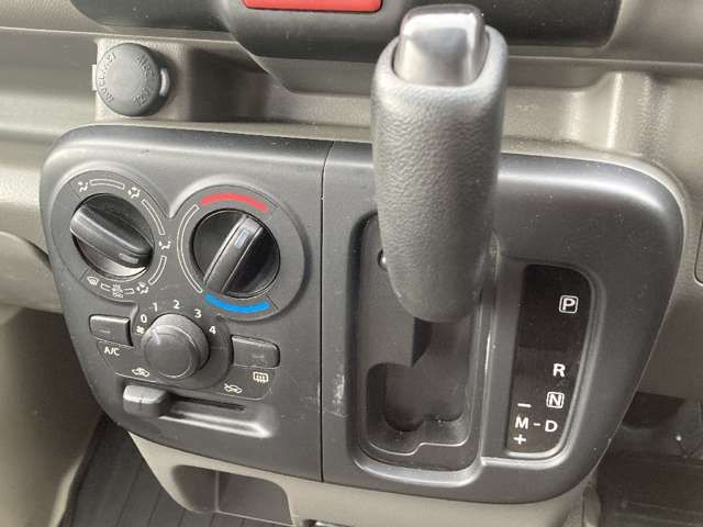 Nissan CLIPPER 2018-07 3678946-8