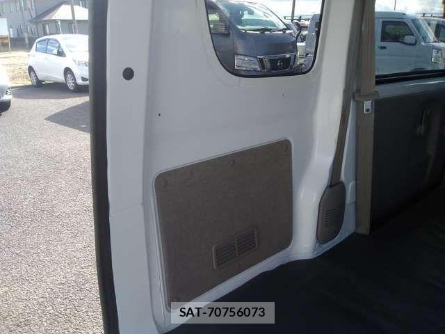 Nissan CLIPPER 2018-07 3773496-13