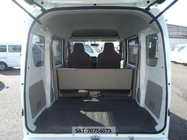 Nissan CLIPPER 2018-07 3773496-8