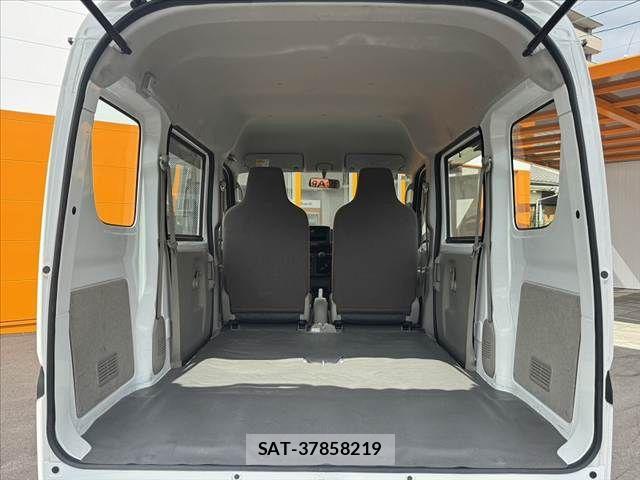 Nissan CLIPPER 2017-10 4176688-20