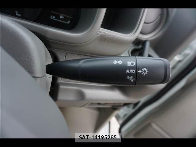 Nissan CLIPPER 2026-03 4974844-12