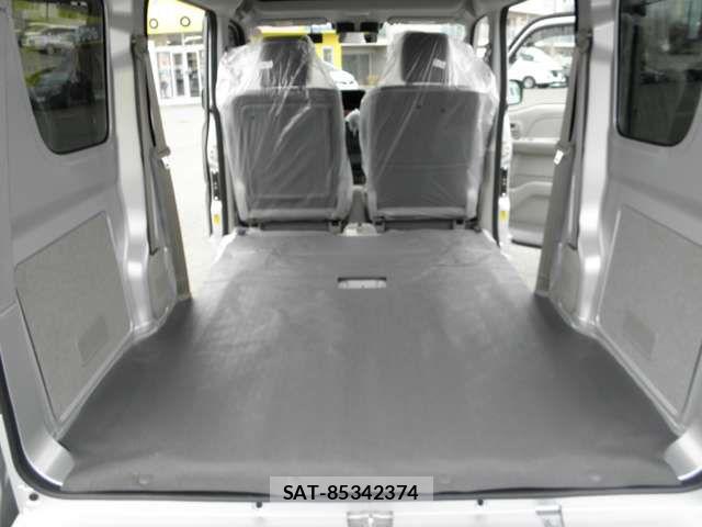 Nissan CLIPPER 2026-02 5874710-14