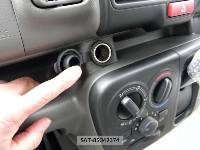 Nissan CLIPPER 2026-02 5874710-23