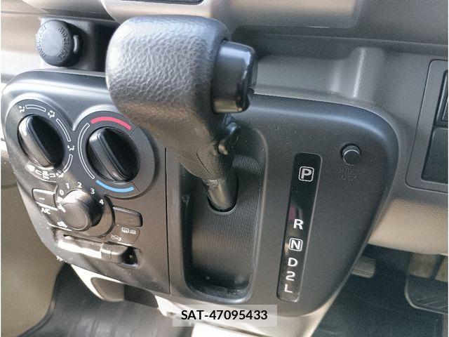 Nissan CLIPPER 2020-02 6015264-13