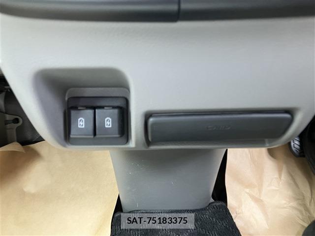 Nissan CLIPPER 2022-01 6642135-18