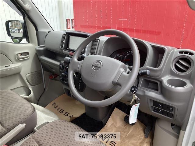Nissan CLIPPER 2022-01 6642135-3