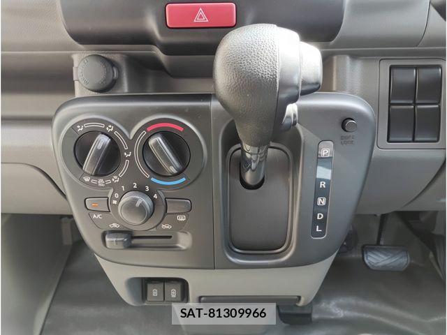 Nissan CLIPPER 2024-11 6752767-9
