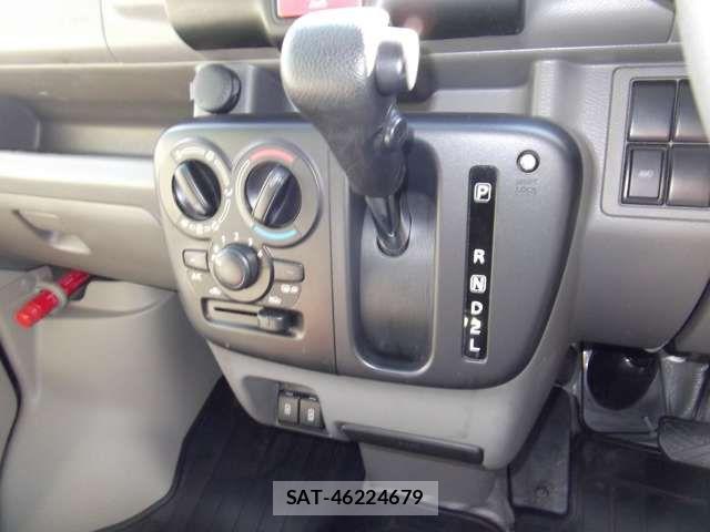 Nissan CLIPPER 2022-08 6910694-12