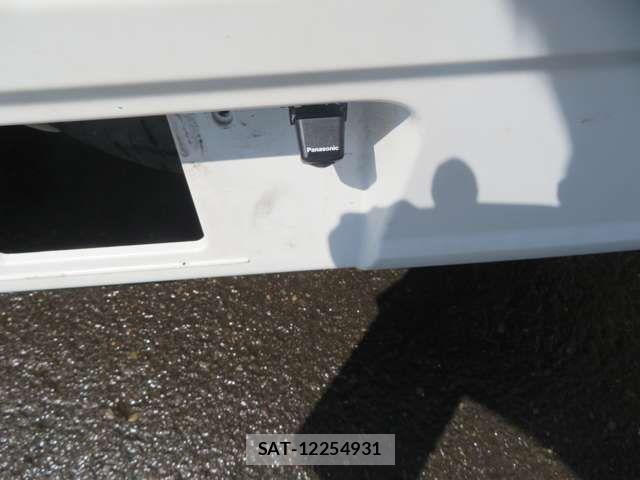 Nissan CLIPPER 2022-02 7021143-17