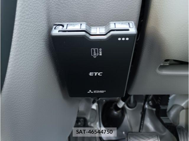 Nissan CLIPPER 2018-01 7021146-12