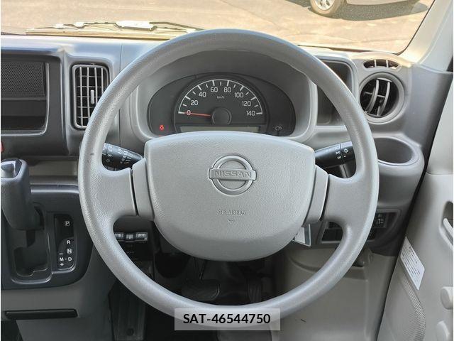 Nissan CLIPPER 2018-01 7021146-8