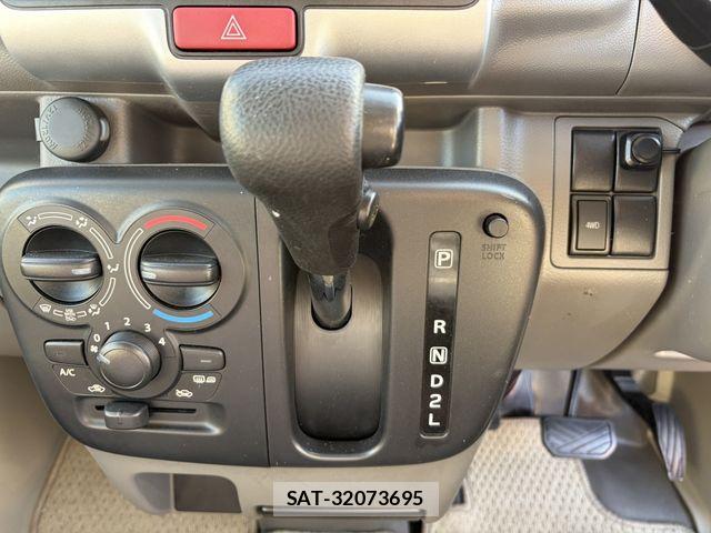 Nissan CLIPPER 2020-10 7060066-22
